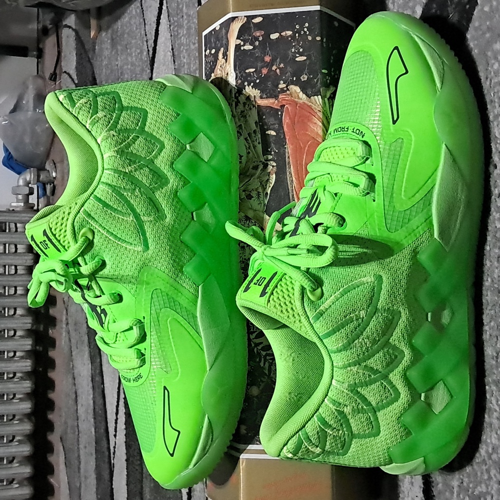 PUMA Mens Mb1 Lo X Basketball Sneakers Shoes - Green - Size 10.5 M